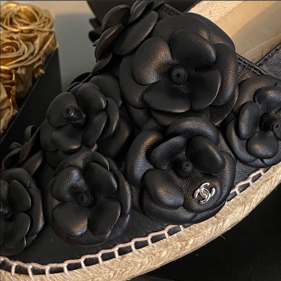 Chanel Black Leather Camellia Espadrilles Size 40 - Picture 5 of 10